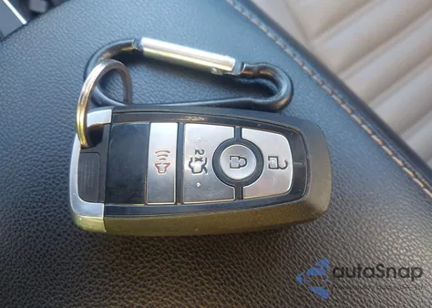 2020 Ford Fusion S z USA, uszkodzony, nr VIN 3FA6P0G71LR159919